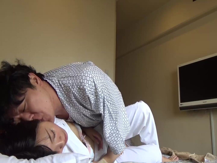 Eagle-Special: Yuzuna - कामकाजी महिला का पोर्टफोलियो (21 साल) वॉल्यूम 1