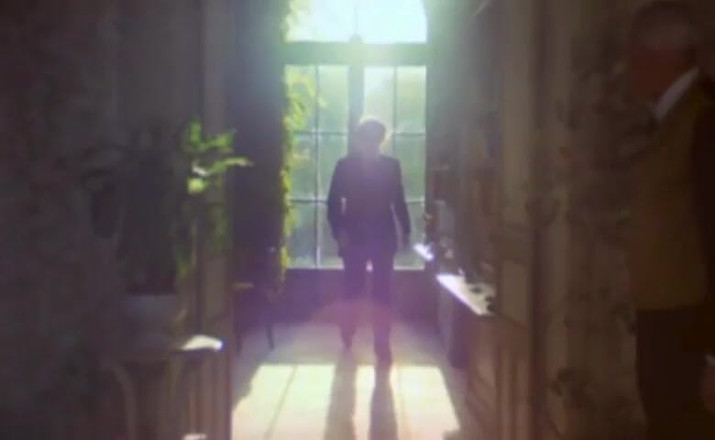 Hard Lesbians: Brigitte Lahaie dikongkek pembantu rumah wanita saya