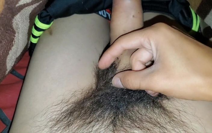 Z twink: Rubbing Pubic Hair and Cock