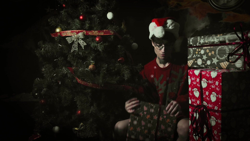 Jerking off Under the Christmas Tree (HotDogs studio) Jerking off Under the Christmas Tree (HotDogs studio)