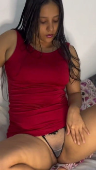카메라 뒤에서 참을 수 없어 내 자지를 빨아