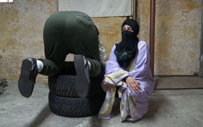 Souzan Halabi: Muslimische ehefrau fickt amerikanischen soldaten in sein arschloch