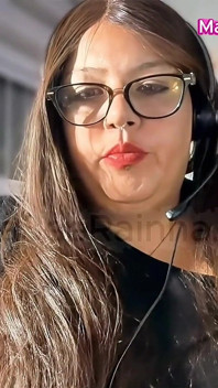 Brazilian BBW MILF Goddess Vaping Iqos at Work