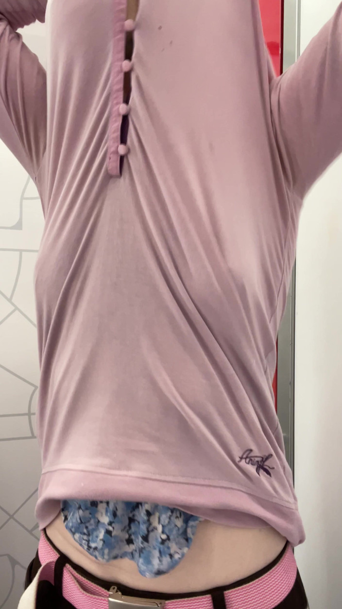 MistressWriggler: Starting to Strip on a Birthday Shopping Trip- Filming Fail