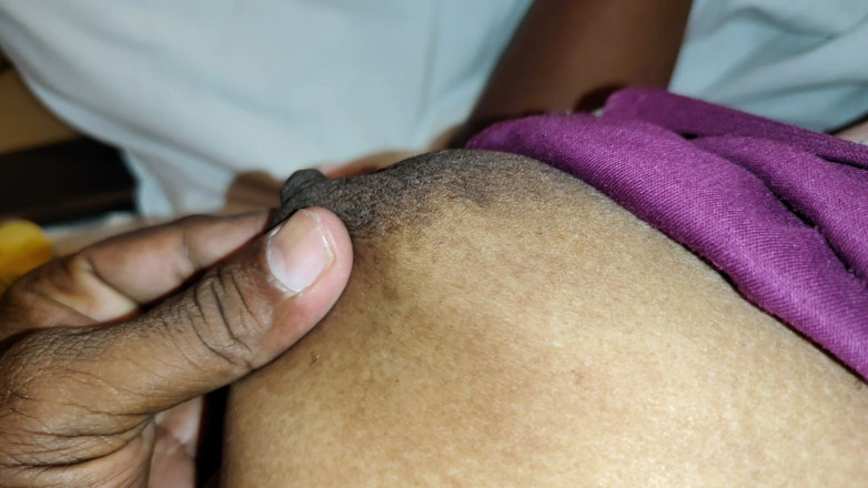 Apple baby: Tamil Divorced Aunty