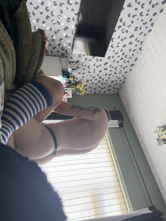 Filthy British Couple: Jag rider på din kuk som en bra tjej