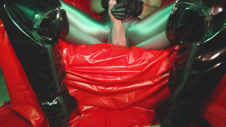 Julie Shine: Eiaculazione Massiccia Sissy