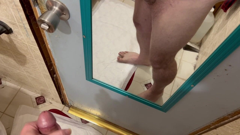 Sen Desi: Nuda in bagno, morbida alla erezione, semplicemente in mostra senza...