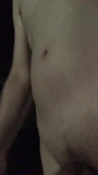 Caminata desnuda por el vecindario antes de obtener una erección nocturna en un vecindario residencial _ 0125 temp 7 grado