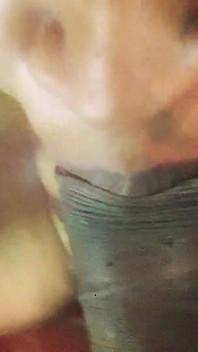 Jadi, nyepong kontol mantan pacarku