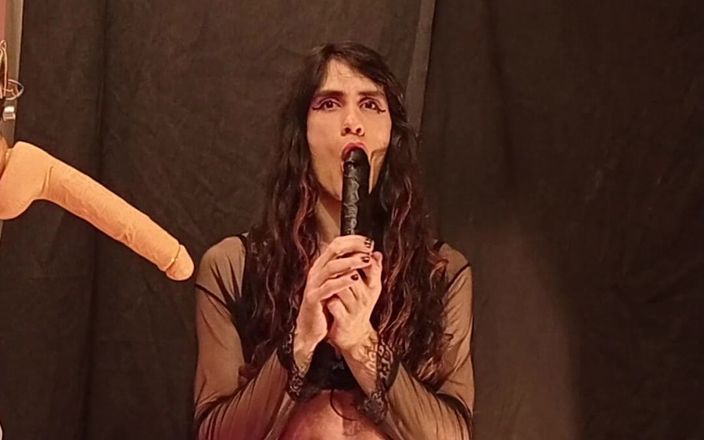 Dii Vampy: Baise à la machine pendant une gorge profonde