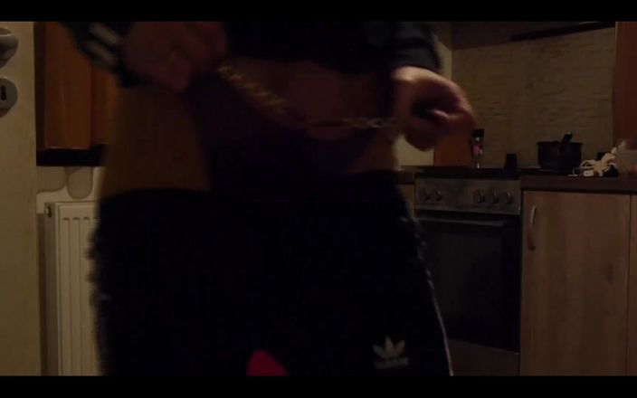 MilfyCalla: Milfycallas äventyr Ep 116 I Love Stretchingadventures of Milfycalla