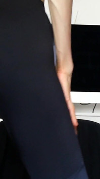 Cameltoe and Yoga Pants Worship