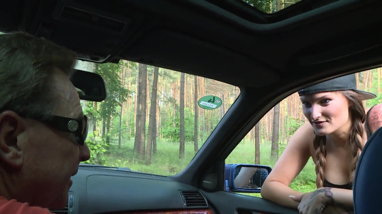 MMV Films: Holly Hunter a George mají sex venku