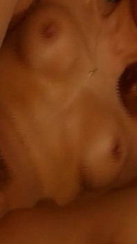 Blonde babe deepthroats kutas podczas palcami do orgazmu