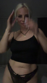 Very Sexy Body and I Dance with My Panties on!
