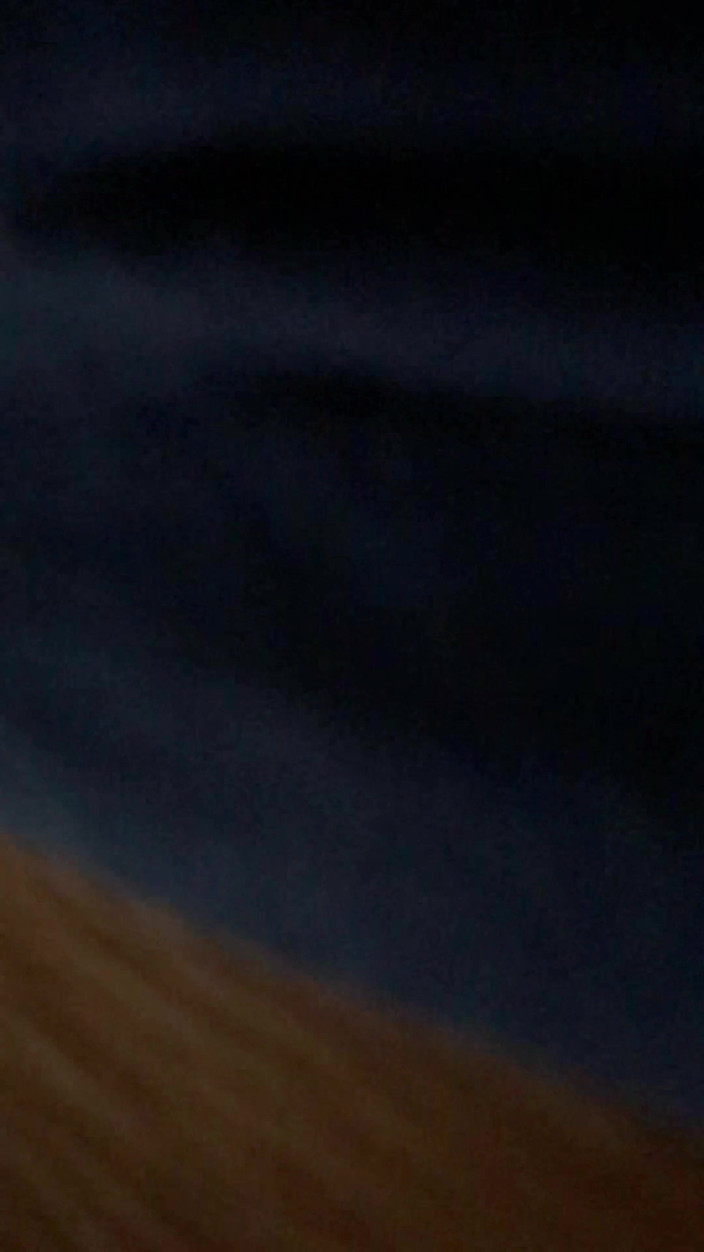 Lucky70: Đầu tiên cô ấy phun nước, sau đó cô ấy làm hài lòng...