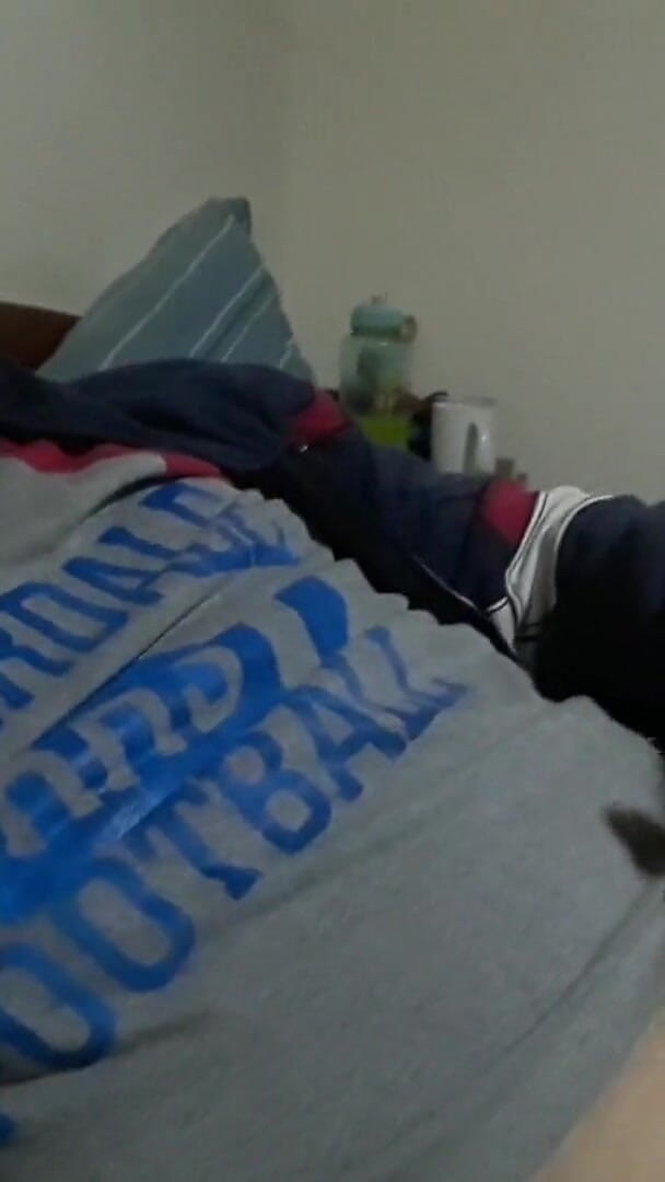 Jerking off 4 Latino Masturbacion Chileno (Rokkuman)