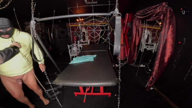 Queen_of_BDSM: Leck Meine Natursekt-liege Sauber!