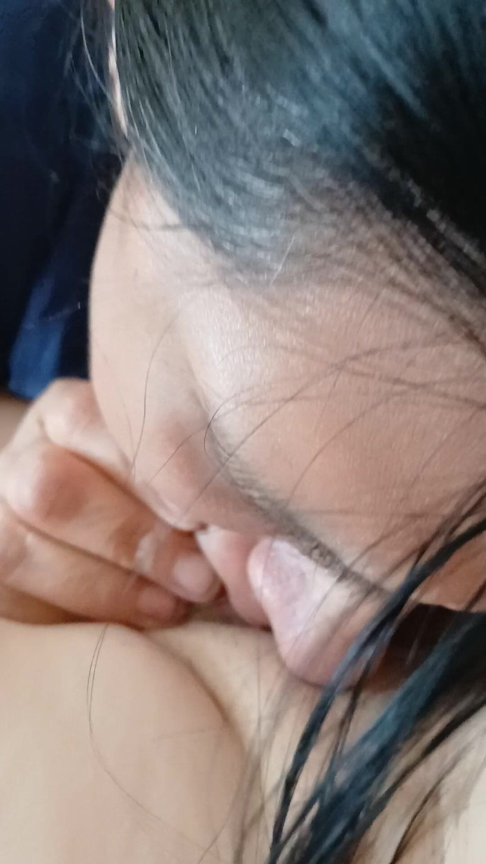 Taleny: Cô vợ nóng bỏng Latinh là người thổi kèn sung...