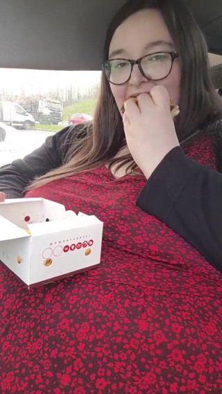 SSBBWLadyBrads: More stuffing for the loving