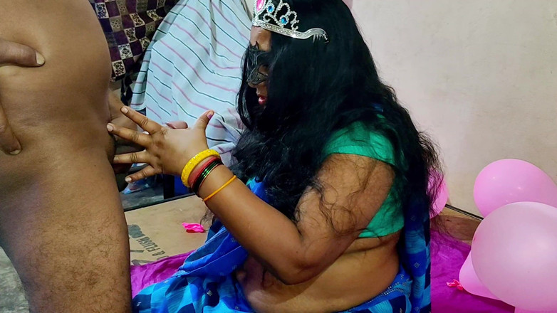 Annubhabhi4: 인도 주부의 생일에