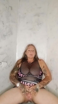 Warnung für schwarzen dildo-squirting