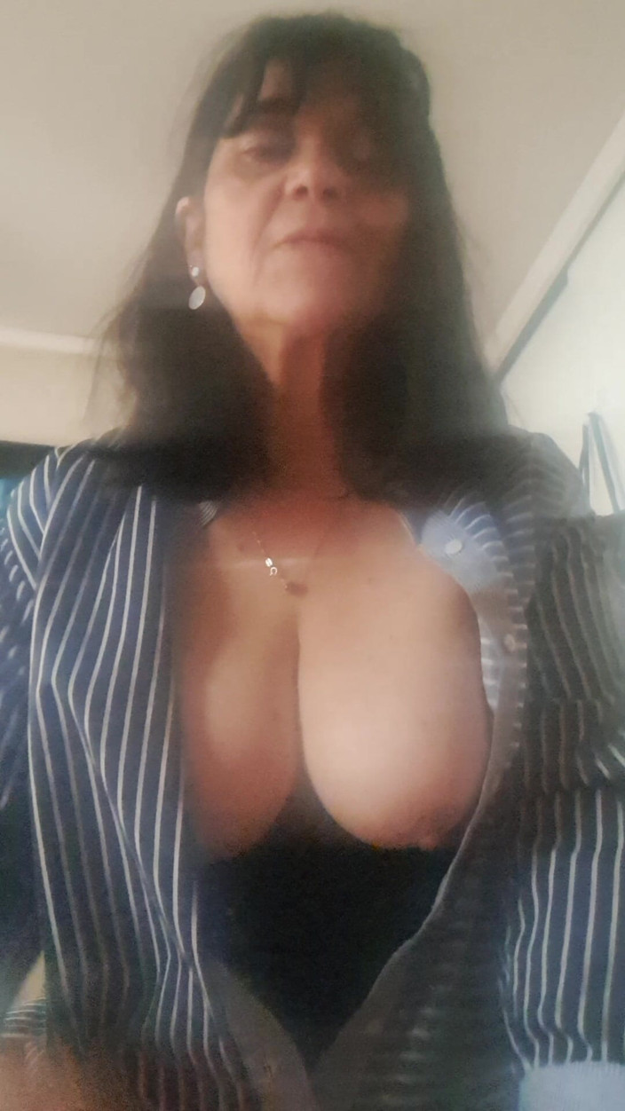 Mommy big hairy pussy: MILF och hennes heta förförelse