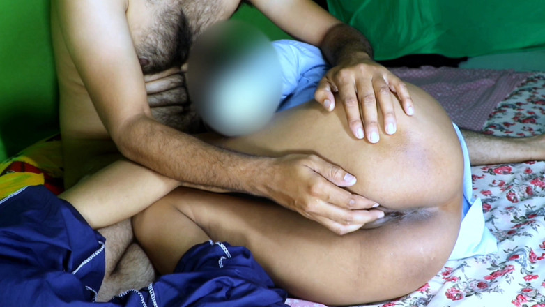 Rakul008: Joven india universitaria, mamada hardcore y follada fingring, hermosa chica...