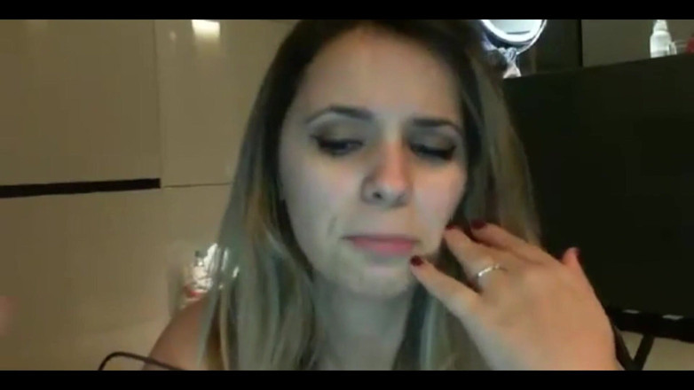 Sexydea: Dea在柏林潮吹和淋浴