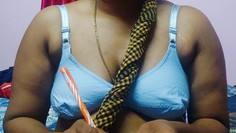 Desi Mohini: デジ・バービ 親友との初めての時間