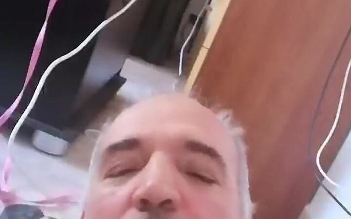 Setesesso7: I Masturbate My Cock Lying on the Floor Completely Naked