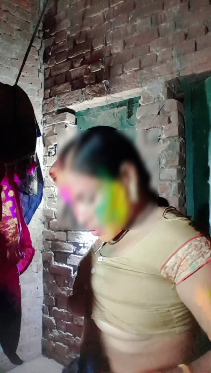 Renudbf: Indisch maagdelijk dorpsmeisje Holi seks virale mms