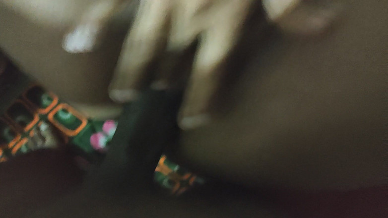 Reena Hottie: Desi moglie cazzo duro