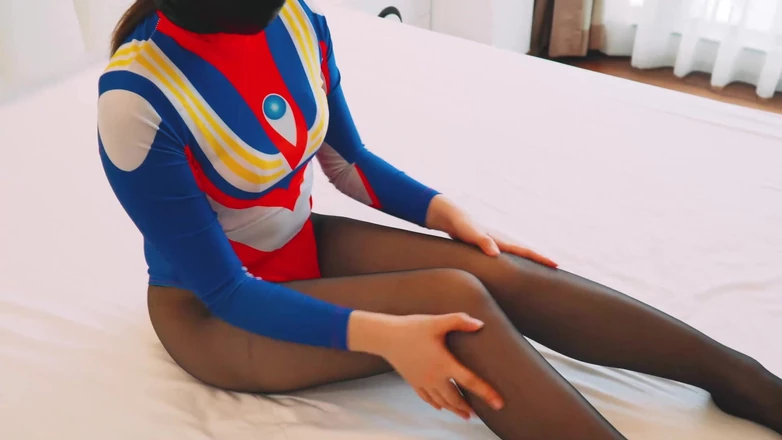 OrangeXXOO: Ultraman byl mnou dobyt