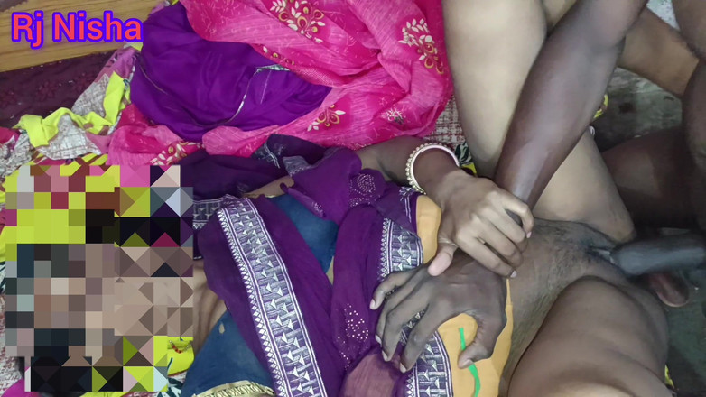 RJ NISHA: Ibu rumah tangga india
