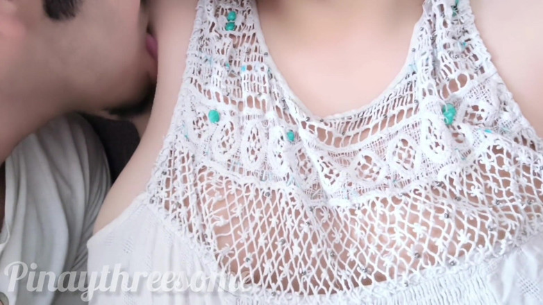 Pinay Threesome: 내 겨드랑이를 핥고 싶으신가요? 내 겨드랑이 엉덩이를 핥아
