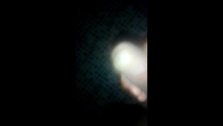 Cute boy jerks off: Je fais la branlette comme si je baise ma putain...