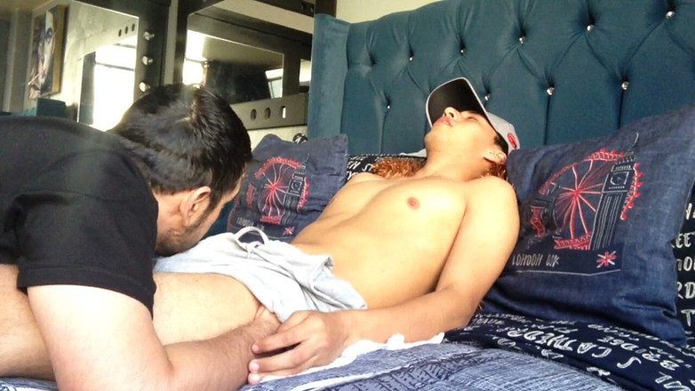 The-hook305: Giving the Straight Guy a Hard-on
