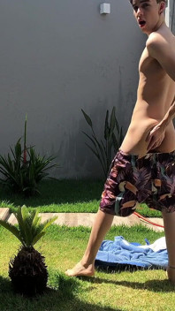 Membelai matahari dengan henry