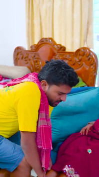 Desi Horny Female Fucking House Owner Seduces Desi Local Servant When Her Husband Not at Home ( Full Movie )
