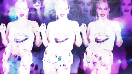 Goddess Misha Goldy: Тупий для мене і відсмоктуй свій перший справжній член!