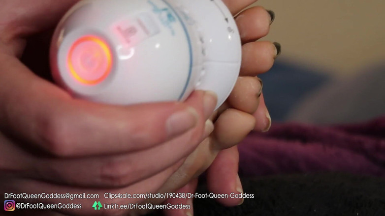 Dr. Foot Queen Goddess: Pedi egg pedicure, orange, part 2