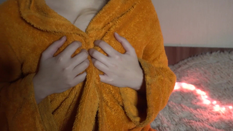 Milky_Pussy: Excitate por mi cuerpo
