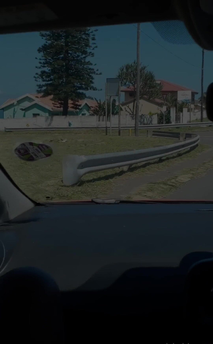 mzansionlyfan: Ébano bebê twerking em um carro