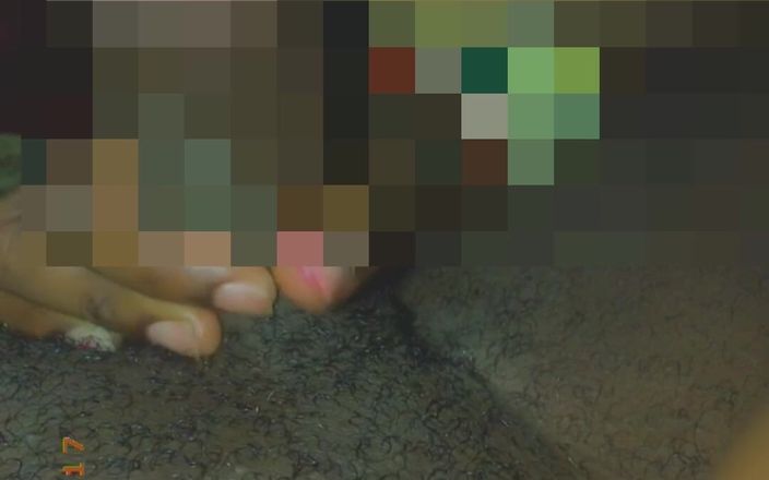 RudebwoyG: 내 이복 여동생은 나에게 머리를 주기 위해 수업을 건너 뛰기