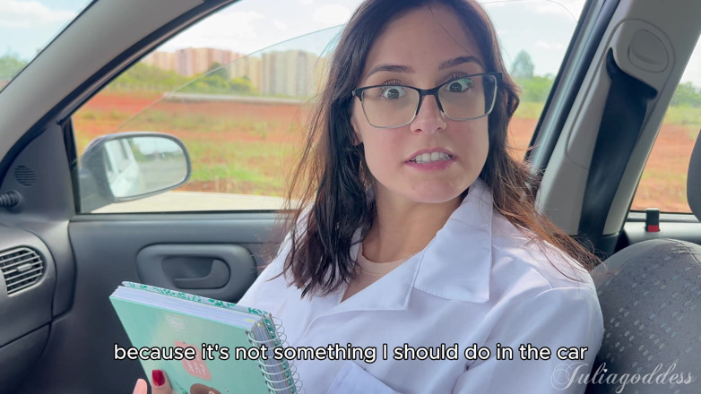 Julia Goddesss: I Got Caught Giving "therapy" in His Car.. in Public