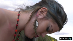 ONLYFREAKSX: 彼女は特別な存在であり、彼の裸を見ることが許されているのは彼だけです