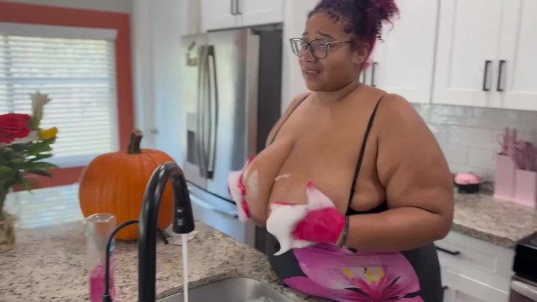 TeddyStrokez: 음란한 테디