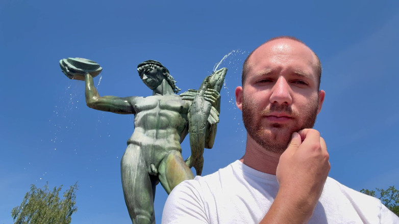 Straight ish Jake Grand: Lăudând pula mică în vacanță